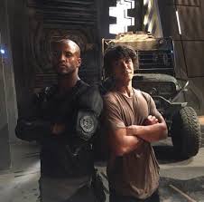 Lincoln And Bellamy Blake Ricky Whittle And Bob Morley The 100 The 100 Show The 100 Lincoln The 100