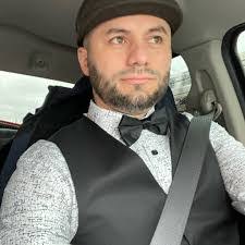 Renee Dail's Instagram, Twitter & Facebook