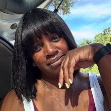 Vanity Johnson's Instagram, Twitter & Facebook