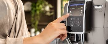El grupo de usuarios genexus de montevideo convoca a la comunidad uruguaya a asistir a su próxima reunión a realizarse en el cdc del latu. De Longhi Dinamica Plus Maquina Automatica De Cafe En Grano Cappuccino Espresso Ecam370 95 T Titanio Amazon Es Hogar Y Cocina