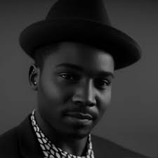 Is there a specific Low German word for this Old Colony headdress? One  source says "haube." Or is there an English word for it, besides "bonnet?"