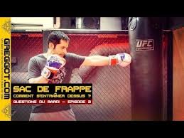 Boxe Comment S Entrainer Au Sac De Frappe Entrainement Boxe Sac De Frappe Boxe