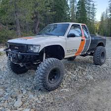 Pictame Webstagram Instagram Post By Fuckyeahliftedmetal Owner Gen3toy Crawler Build Skyoffroad Sky Toyota Pickup 4x4 Toyota Suv Toyota Trucks Millennium silver (01c0) transmission type: toyota pickup 4x4 toyota