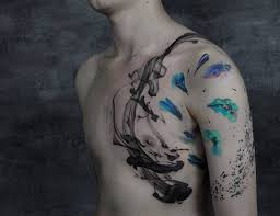 Ondrash (that i'm sure, is also called tattoo) lives and works in a small town in the czech republic, znojmo, where he receives only one person per day because of the attention he puts in every work: Distant Collaboration With Ondrash