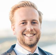 Hi all, just a quick heads up from Bangkok Subarnabhumi airport. I  literally just had the best immigration experience using the priority lane  at a airport and took me less than a