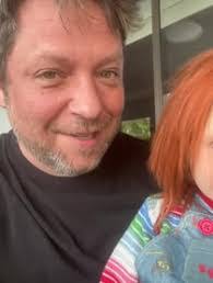 Alex Vincent's Instagram, Twitter & Facebook