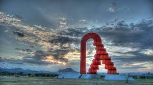 Atardecer Junto A La Puerta De Chihuahua Monumento Que Da La Bienvenida A Los Visitantes A Esta Ciudad D Chihuahua Mexico Ciudad De Chihuahua Viajes En Mexico