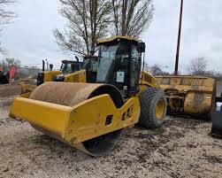 Caterpillar CS663E Soil Compactor