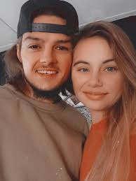 Victoria Pace (@victoriapace2)