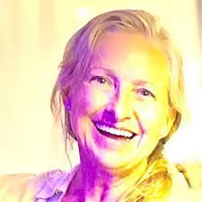 Mary Ambrose's Instagram, Twitter & Facebook