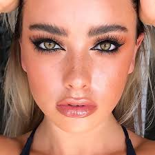 Top 90 Makeup Influencers in 2025