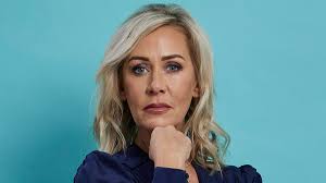 Mother-of-two trying to inject 'skinny jab' Ozempic into her body almost  died when it turned out to be pure insulin and left her in a coma