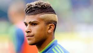 These soccer player haircuts & styles will ace your game on and off field. Soccer Haircuts 15 Best Hairstyles For Football Players And Fans
