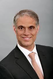 Eric Reuss's Instagram, Twitter & Facebook