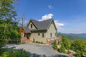 Maybe you would like to learn more about one of these? The Viewpoint Pet Friendly Accommodations 4 Bedrooms Blowing Rock North Carolina 142006 Find Rentals