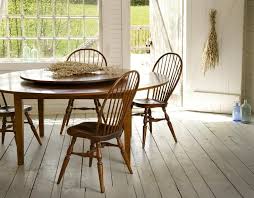 Round Table Seat Eight Windsor Chairmakers Round Dining Room Table Round Dining Room Dining Room Table