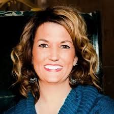 Lori Willard's Instagram, Twitter & Facebook