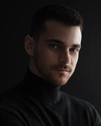 Jay Lavigne's Instagram, Twitter & Facebook