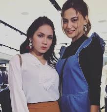 Syafiq kyle,mimi lana,faye kusairijohan sebagai seorang jururawat. Info Dan Sinopsis Drama Sekali Ku Jatuh Cinta Tv1 Iluminasi