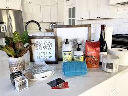 Regardless of decorating style or sense of humor, these are some of the top housewarming gifts that are sure to work for everyone. 12 Simple Housewarming Gift Ideas Simple Purposeful Living