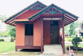 Just 3.6 km away, and it normally takes about 60 minutes to reach the airport. De Palma Eco Resort Kuala Selangor Mimin Adam
