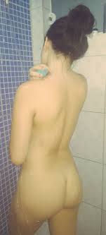 Novinha safadinha vazou na net em fotos nude amadoras - Fotos Caiu na Net