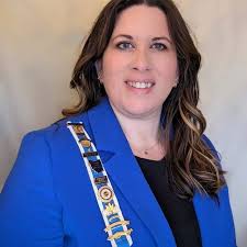 I'm a little confused about what “9-5” means. Every job that I've had  that's been “full time” has been 8:30-5:30 or 8-5 because we had an unpaid  mandatory lunch hour. Were people