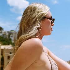 Hannah Nicol (@hannahleenicol)