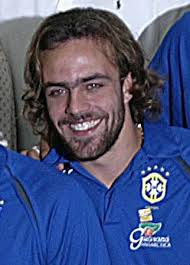 Roger Flores (Brazilian footballer)