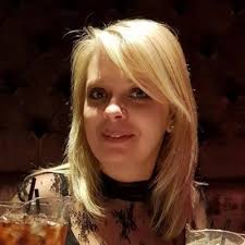 A great opportunity in a busy and vibrant location with a fantastic brand ! 