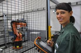 Aus der Uni in die Werkshalle