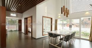 Avoid black and white color. How To Arrange Your Dining Room As Per Vastu Shastra