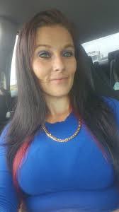 Hmm, just a little something look for the facebook!! I decided to do blue  today to go with my eyes! I don't ever really wear makeup, but when I do I  love