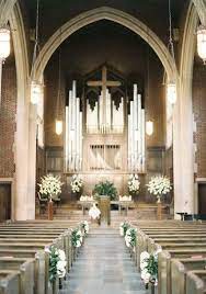 Wedding Ceremony Venues Church 15 Ideas For 2019 Church Wedding Decorations Wedding Ceremony Flowers Wedding Ceremony Flower Arrangements