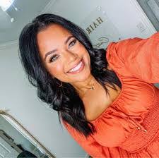 Caitlin Short's Instagram, Twitter & Facebook