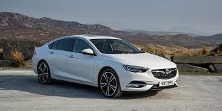 Ebenfalls neu ist, dass es den insignia 2.0 diesel nun auch mit allradantrieb gibt. Is The New Vauxhall Insignia Grand Sport The Uk S Best Family Car Family Traveller