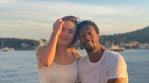 Gaël monfils — es un jugador profesional de tenis nacido el 1 de septiembre de 1986 en parís, francia. Xnwibd9nb6b3tm