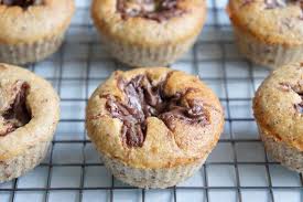 Rezept Fur Glutenfreie Nutella Bananen Muffins Bananen Muffins Rezepte Lebensmittel Essen