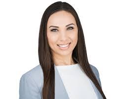 Janine Mckay's Instagram, Twitter & Facebook