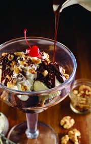 Rich Gooey Chocolate Creamy Marshfield Farm S Ice Cream Made With All Natural Ingredients Nothing Says Rock N Roll Like A Sweet L Hot Fudge Food Hard Rock