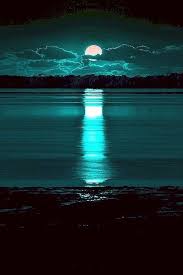 Variados y para el celular. Imagenes De La Luna Llena En El Mar Para El Fondo Del Celular Descargar Imagenes Bonitas Imagenes De La Luna Mar De Noche Ilustracion De La Ciudad