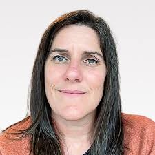 Sandra Rock's Instagram, Twitter & Facebook