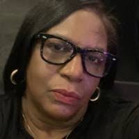 Julie Gooden's Instagram, Twitter & Facebook