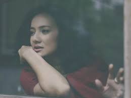 Kegelisahan Meiske Taurisia