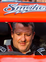 Florida woman accused of stalking ex-NASCAR driver Tony Stewart