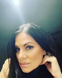 Toni Richards (@tonirealtorhtx) • Instagram photos and videos