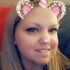 Dana Hackney's Instagram, Twitter & Facebook