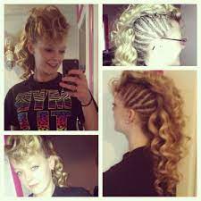 Take a leaf out of agyness deyn's style book with this short and textured female mohawk. Pin By Amber Would On Cosmetology Long Hair Highlights Curly Mohawk Hair