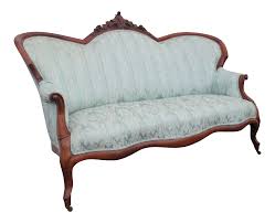 Eastlake was a trendsetting british architect, author, and lecturer, according to american furniture: Victorian Late 1800s Hand Carved Solid Walnut Sofa Couch Chairish