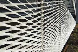 Projet Bio Versneller Facade Metallique En Metal Deploye Architectuur